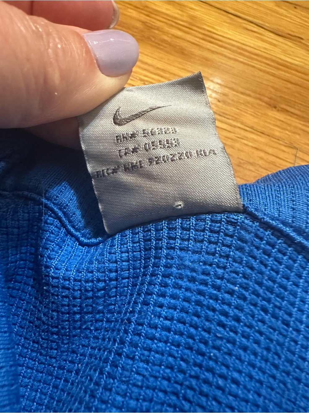 Nike Men’s Royal Blue Polo with White Shoulder Panels - Picture 6 of 8